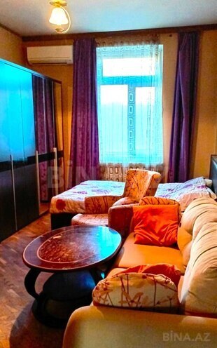 Satılır 2 otaqlı köhnə tikili 60 m², Əhmədli q., photo 3 from 17