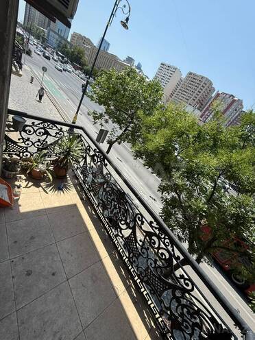 Продаётся 3-комн. вторичка 75 м², м. Шах Исмаил Хатаи, photo 5 from 16