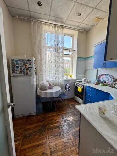 Satılır 2 otaqlı köhnə tikili 60 m², Nizami m., photo 5 from 9