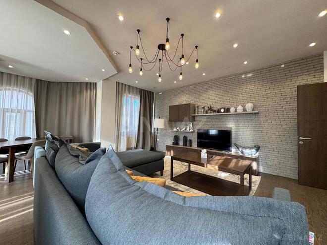 Сдаётся 3-комн. новостройка 125 м², м. 28 мая, photo 3 from 20
