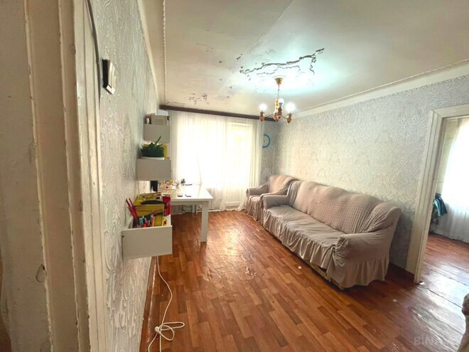 Продаётся 2-комн. вторичка 50 м², м. Кара Караев, photo 3 from 23