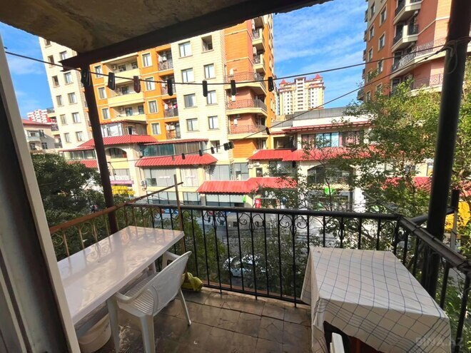 Продаётся 2-комн. вторичка 50 м², м. Кара Караев, photo 15 from 23
