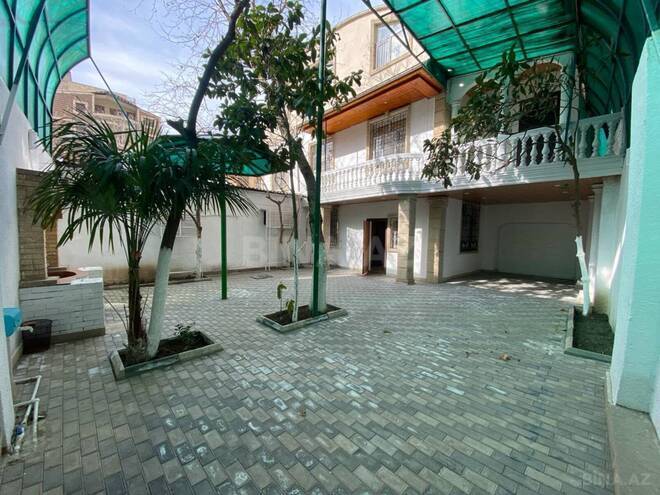 Продаётся 9-комн. дом/дача 450 м², м. Гянджлик, photo 1 from 24