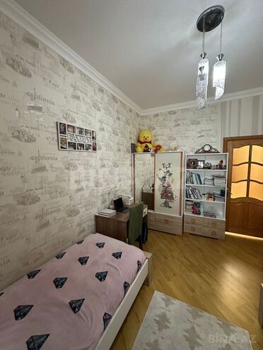 Satılır 4 otaqlı yeni tikili 130 m², İnşaatçılar m., photo 26 from 32