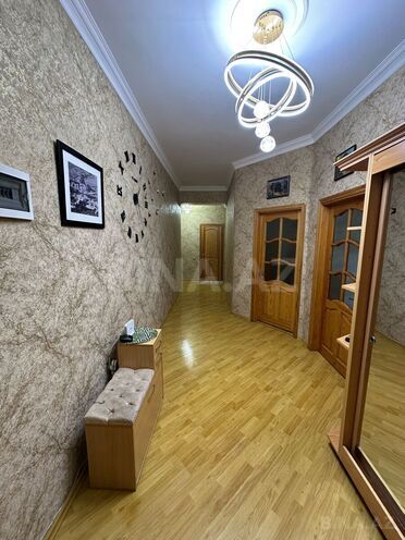 Satılır 4 otaqlı yeni tikili 130 m², İnşaatçılar m., photo 19 from 32