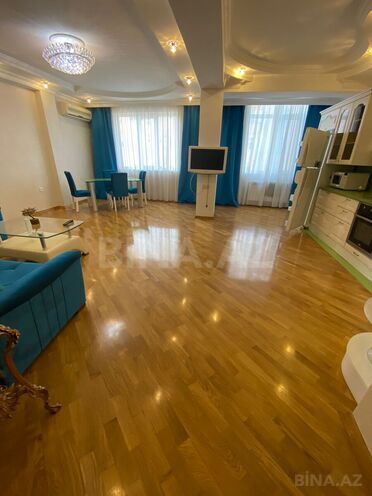İcarəyə verilir 2 otaqlı yeni tikili 80 m², 8 Noyabr m., photo 1 from 7