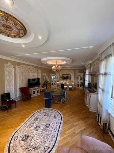 Продаётся 6-комн. дом/дача 400 м², пос. Новханы, photo 1 from 11
