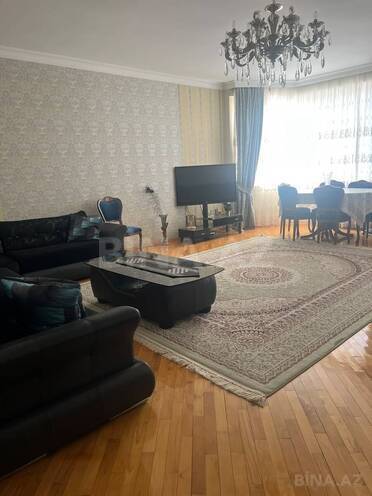 Сдаётся 3-комн. новостройка 140 м², м. 8 ноября, photo 3 from 10