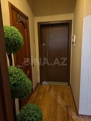 Сдаётся 1-комн. новостройка 45 м², м. Ази Асланов, photo 1 from 8