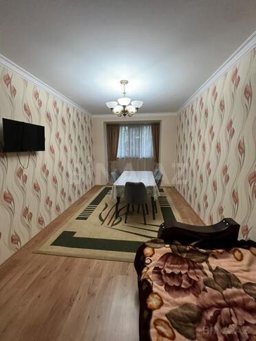 Satılır 4 otaqlı köhnə tikili 105 m², Azadlıq Prospekti m., photo 3 from 24