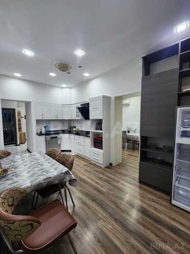 Сдаётся 3-комн. новостройка 107 м², Насиминский  р., photo 1 from 11