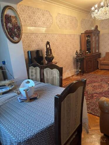 Satılır 3 otaqlı köhnə tikili 90 m², Azadlıq Prospekti m., photo 10 from 18