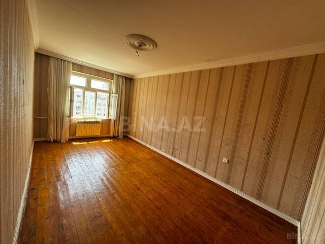 Satılır 2 otaqlı köhnə tikili 60 m², Həzi Aslanov m., photo 1 from 15