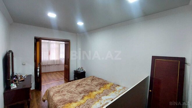 Продаётся 3-комн. вторичка 80 м², м. Иншаатчылар, photo 8 from 18