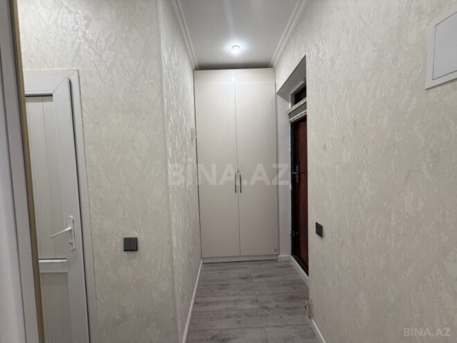 Продаётся 2-комн. вторичка 40 м², м. Нефтчиляр, photo 9 from 12