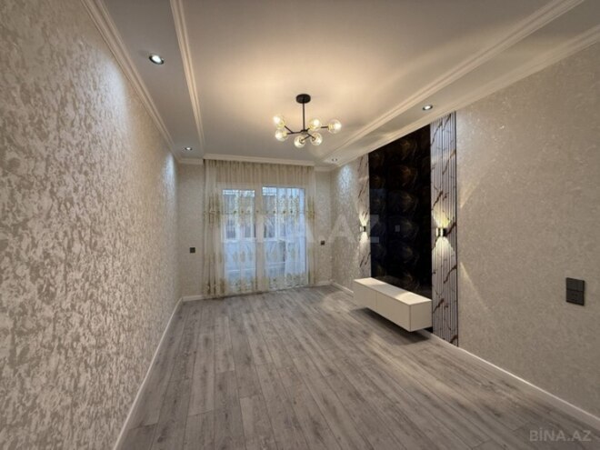 Продаётся 2-комн. вторичка 40 м², м. Нефтчиляр, photo 3 from 12