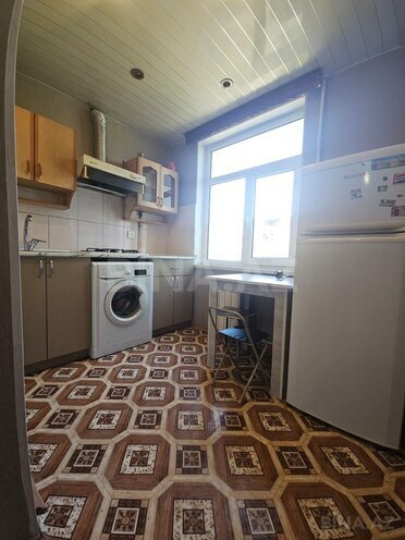 İcarəyə verilir 2 otaqlı köhnə tikili 40 m², Qara Qarayev m., photo 3 from 9