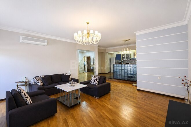 Продаётся 3-комн. новостройка 160 м², м. Элмляр Академиясы, photo 4 from 11