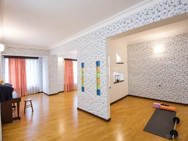 Продаётся 3-комн. новостройка 160 м², м. Элмляр Академиясы, photo 7 from 11