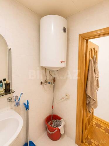 Satılır 2 otaqlı köhnə tikili 70 m², Nəsimi m., photo 11 from 12