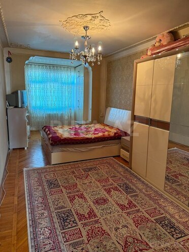 İcarəyə verilir 2 otaqlı köhnə tikili 65 m², Azadlıq Prospekti m., photo 1 from 11
