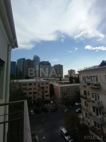 İcarəyə verilir 2 otaqlı köhnə tikili 60 m², 28 May m., photo 12 from 16
