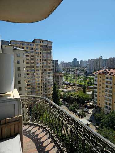 Продаётся 3-комн. новостройка 132 м², м. Низами, photo 16 from 17