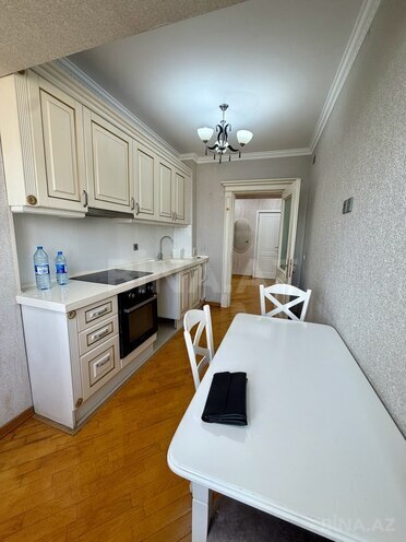 Satılır 2 otaqlı köhnə tikili 72 m², Azadlıq Prospekti m., photo 16 from 23