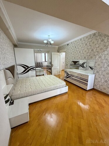 Satılır 2 otaqlı köhnə tikili 72 m², Azadlıq Prospekti m., photo 12 from 23