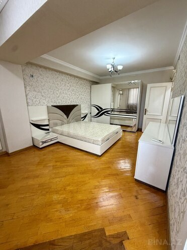 Satılır 2 otaqlı köhnə tikili 72 m², Azadlıq Prospekti m., photo 14 from 23