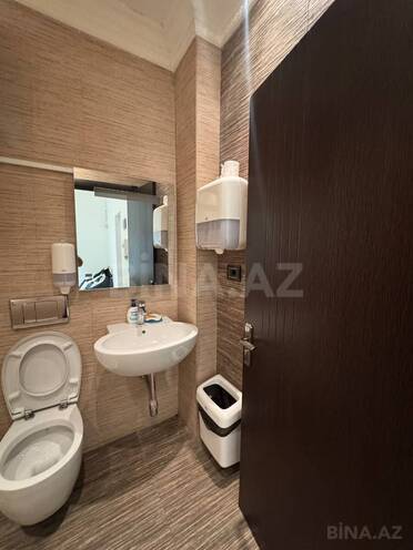 Сдаётся 3-комн. вторичка 80 м², м. Элмляр Академиясы, photo 13 from 17