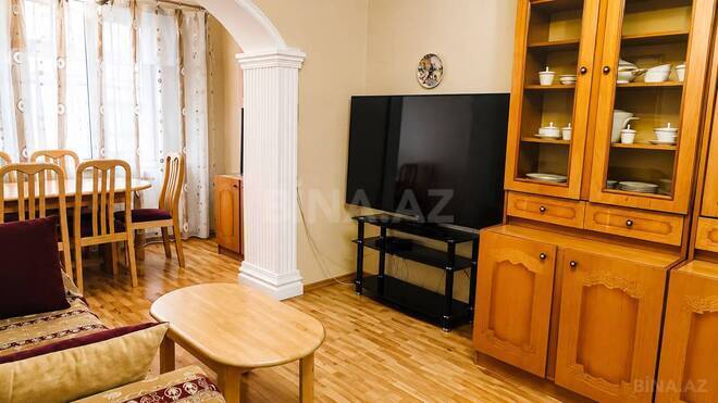 İcarəyə verilir 3 otaqlı köhnə tikili 95 m², Nizami m., photo 7 from 15