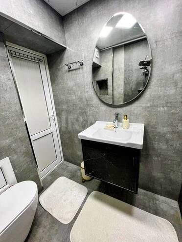 İcarəyə verilir 1 otaqlı köhnə tikili 40 m², Bayıl q., photo 12 from 13