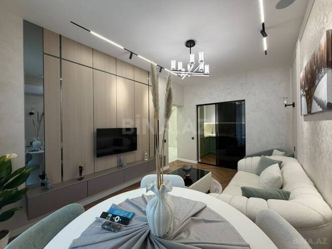 Продаётся 2-комн. новостройка 68 м², м. Низами, photo 3 from 17