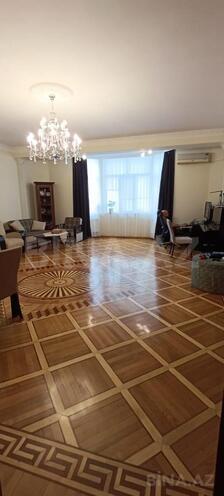 Satılır 4 otaqlı yeni tikili 202 m², Nizami m., photo 14 from 21