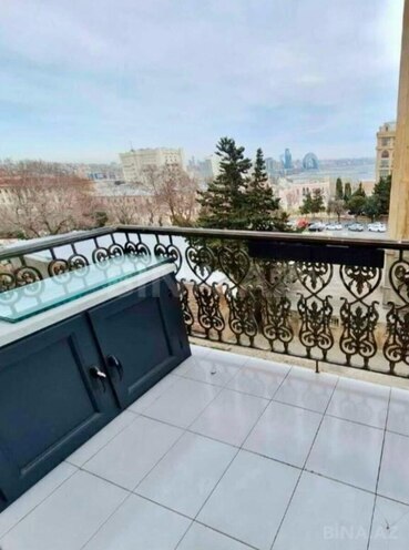 Продаётся 2-комн. вторичка 54 м², м. Ичеришехер, photo 15 from 27