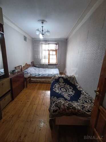 Satılır 2 otaqlı köhnə tikili 55 m², İnşaatçılar m., photo 4 from 12