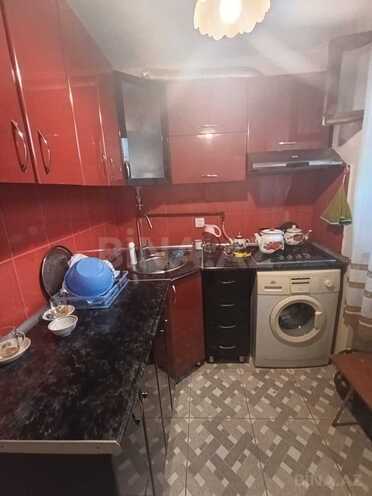 Satılır 2 otaqlı köhnə tikili 55 m², İnşaatçılar m., photo 8 from 12