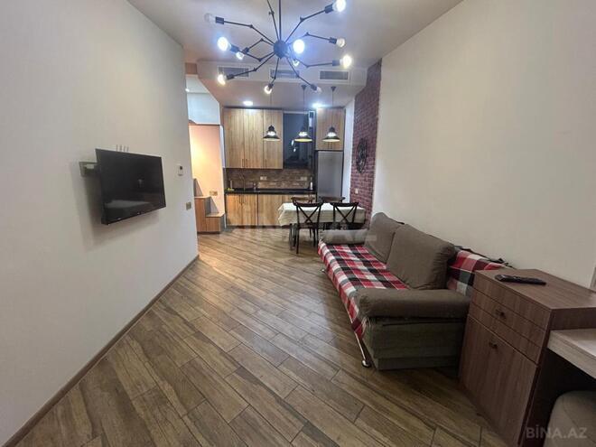 Сдаётся 2-комн. новостройка 60 м², м. Нефтчиляр, photo 3 from 16