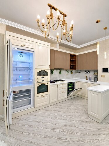 Сдаётся 3-комн. новостройка 95 м², м. 8 ноября, photo 1 from 22