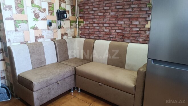 Продаётся 2-комн. вторичка 60 м², м. Кара Караев, photo 9 from 19