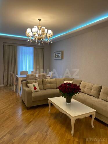 Сдаётся 2-комн. новостройка 105 м², м. 8 ноября, photo 3 from 18