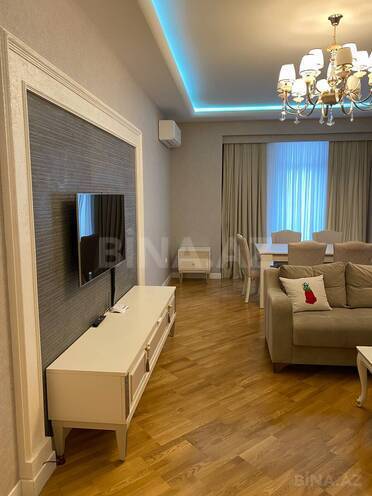 Сдаётся 2-комн. новостройка 105 м², м. 8 ноября, photo 5 from 18