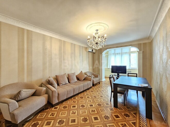 Satılır 3 otaqlı köhnə tikili 90 m², 8-ci mikrorayon q., photo 7 from 27