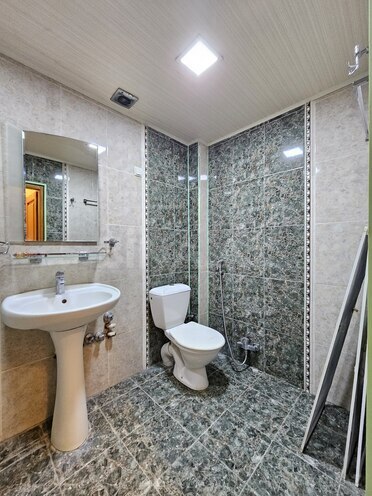 Satılır 3 otaqlı köhnə tikili 90 m², 8-ci mikrorayon q., photo 25 from 27