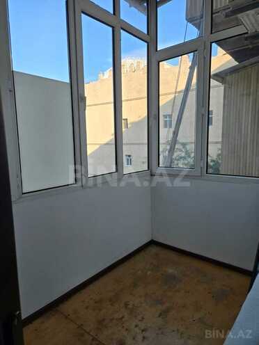 Satılır 4 otaqlı köhnə tikili 130 m², Sahil m., photo 12 from 17