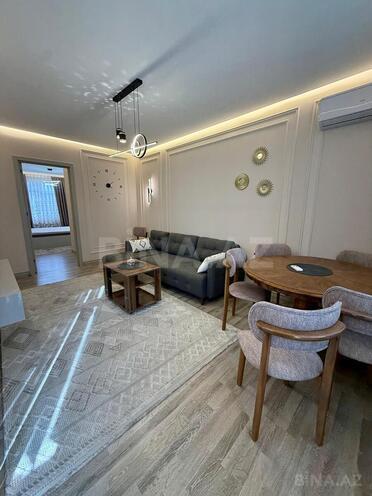 Satılır 2 otaqlı köhnə tikili 67 m², Memar Əcəmi m., photo 1 from 15