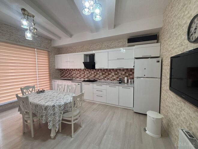 Satılır 5 otaqlı həyət evi/bağ evi 220 m², Mərdəkan q., photo 17 from 24