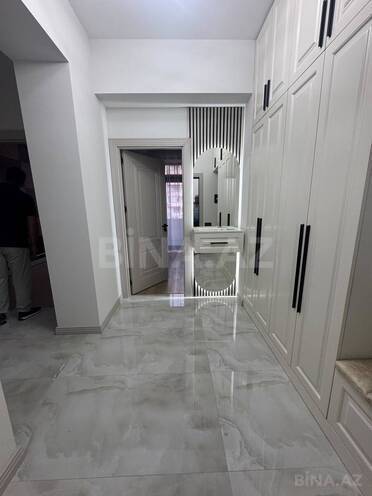 Продаётся 3-комн. новостройка 63 м², м. Кара Караев, photo 1 from 14