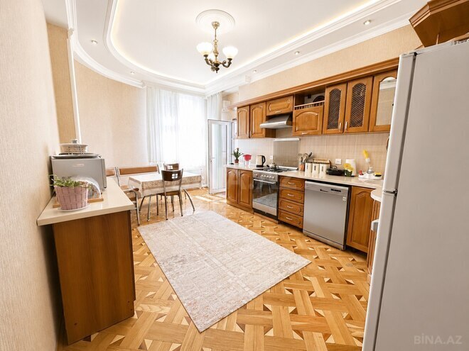 Satılır 3 otaqlı yeni tikili 140 m², İnşaatçılar m., photo 10 from 18